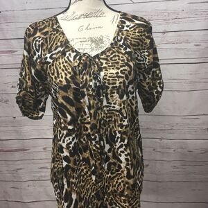 LARRY LEVINE Women's Leopard Print V Neck Tie‎ Front Short Sleeve Top Size M